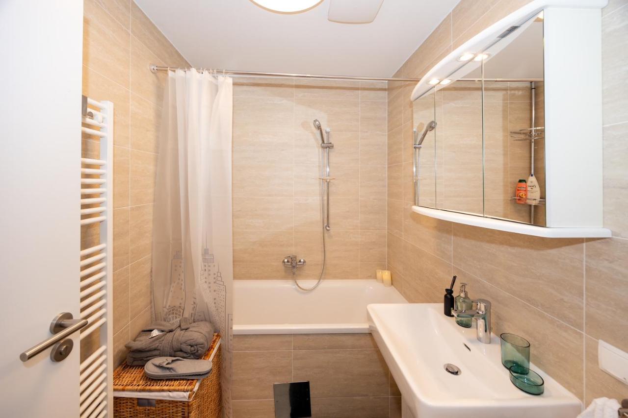 Rooftop Cozy Apartment Near Innerstadt With Ac Wien Exterior foto